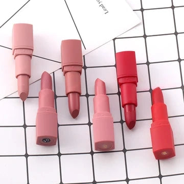 Miss Rose Matte Waterproof Lipsticks (Red)